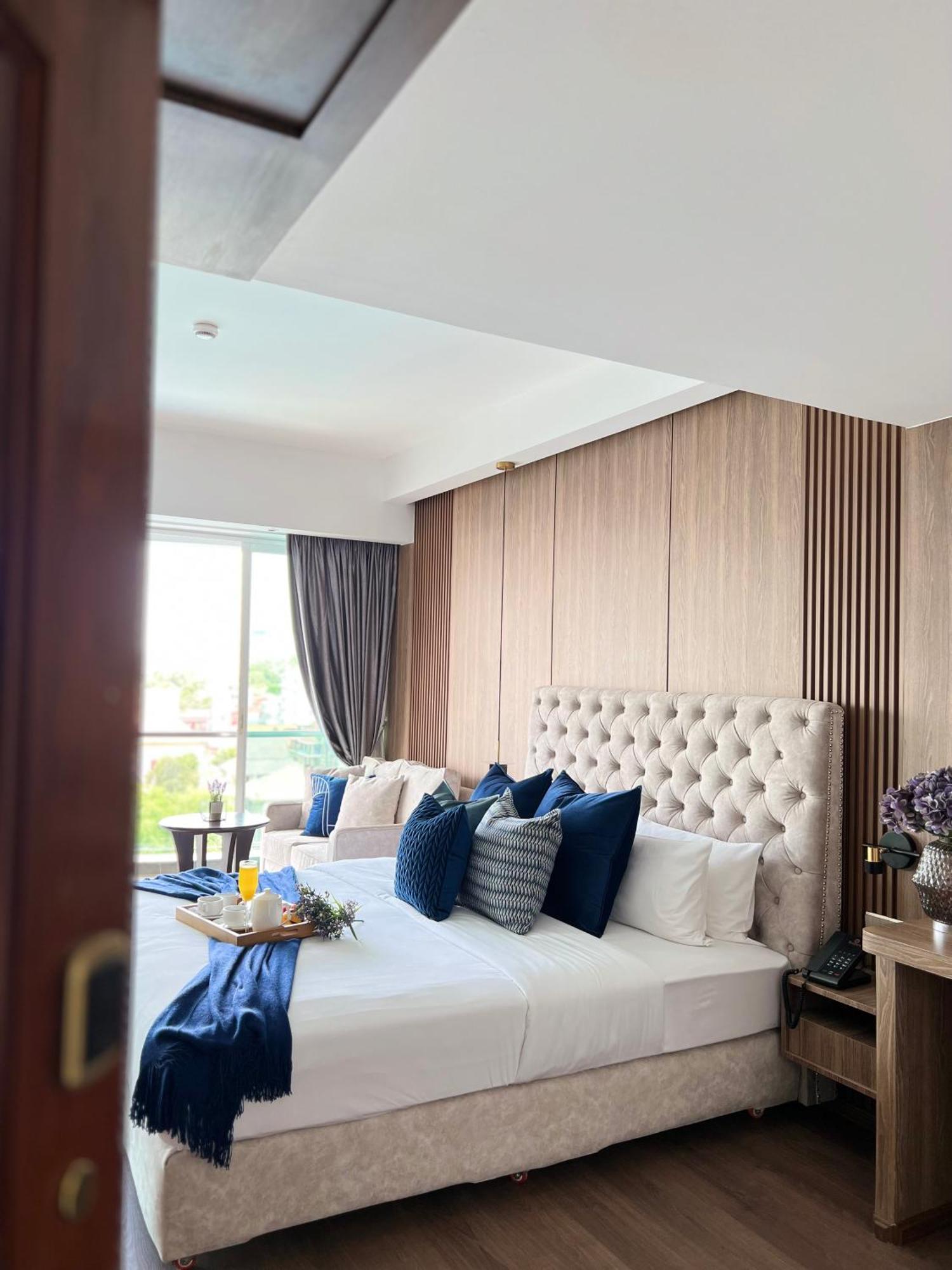 Harmony Phnom Penh Hotel Экстерьер фото